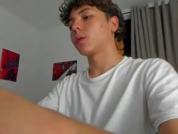 drinklinov – webcam model profile photo Image 18