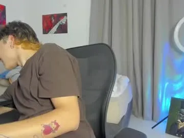 drinklinov – webcam model profile photo Image 2