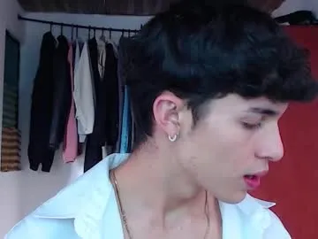 paronti – webcam model profile photo Image 13