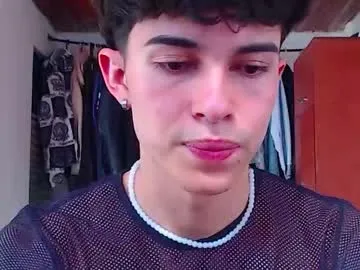 paronti – webcam model profile photo Image 6