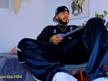 10inch_gymjunky – webcam model profile photo Image 5