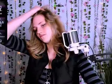 your_dolls – webcam model profile photo Image 12