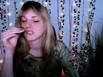 your_dolls – webcam model profile photo Image 14