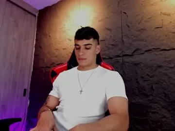 icevermilk – webcam model profile photo Image 11