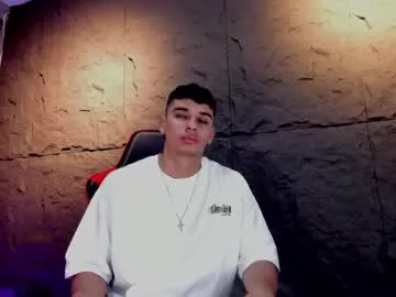 icevermilk – webcam model profile photo Image 5