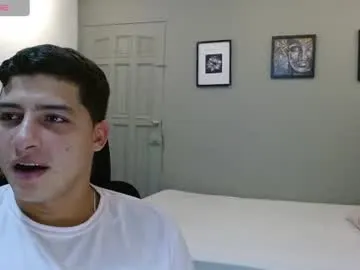 bright_diamonds_054 – webcam model profile photo Image 8