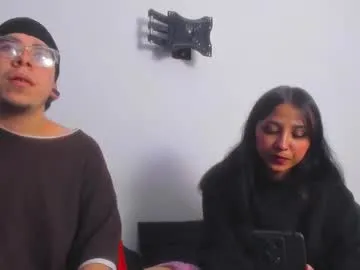 lary_holly – webcam model profile photo Image 5