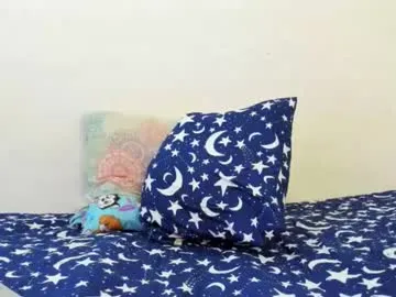 squirtervanessa21 – webcam model profile photo Image 6