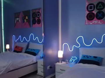 loving_ladies – webcam model profile photo Image 14