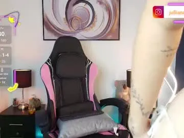 jullianapriv_ Image 3