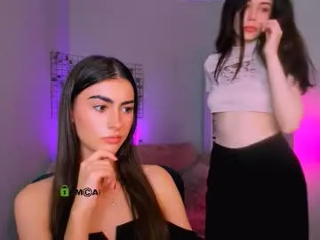 pinkypuppa – webcam model profile photo Image 14