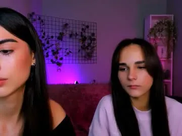 pinkypuppa – webcam model profile photo Image 18