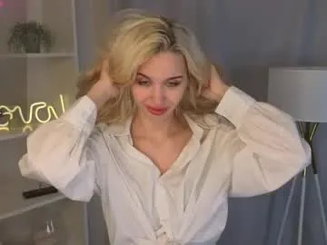 loving_ladies – webcam model profile photo Image 16