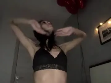 realtryit – webcam model profile photo Image 16