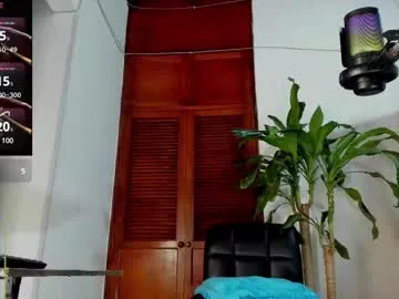 littlejennifer18 – webcam model profile photo Image 2