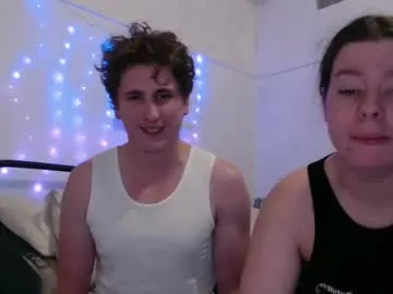 squirtervanessa21 – webcam model profile photo Image 3