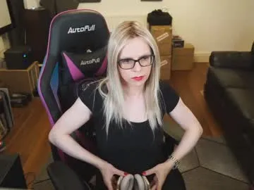 miya_shake – webcam model profile photo Image 2