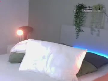 lary_holly – webcam model profile photo Image 15