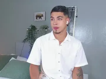 lary_holly – webcam model profile photo Image 16