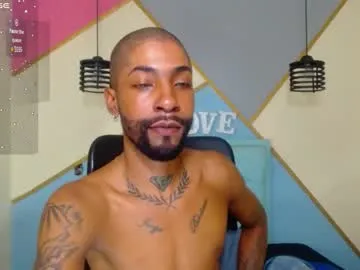 pinkadele – webcam model profile photo Image 7