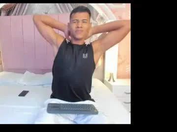 boy_jerry – webcam model profile photo Image 5