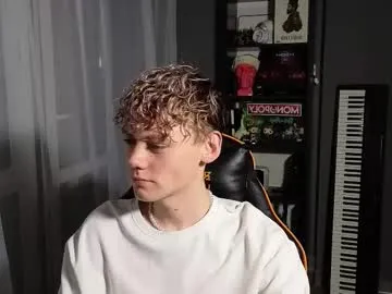 dreamsgirl18 – webcam model profile photo Image 15