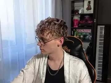 dreamsgirl18 – webcam model profile photo Image 16