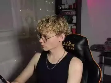 dreamsgirl18 – webcam model profile photo Image 3