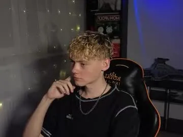 dreamsgirl18 – webcam model profile photo Image 7