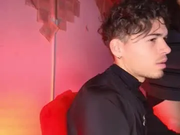 bright_diamonds_054 – webcam model profile photo Image 17