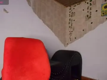 bright_diamonds_054 – webcam model profile photo Image 7