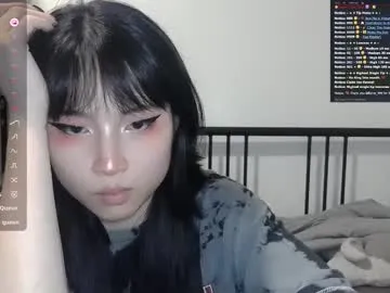 IzaBelle – webcam model profile photo Image 6