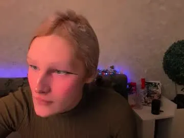 caseykissesxoxo – webcam model profile photo Image 13