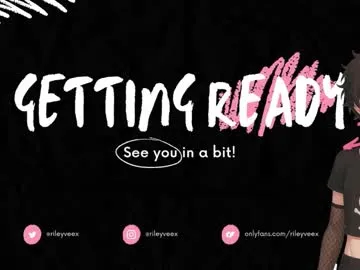 petites_perles – webcam model profile photo Image 10