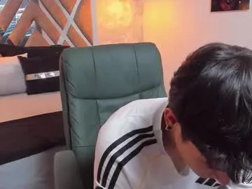 fitcurvyman4fun_69 – webcam model profile photo Image 16