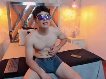 fitcurvyman4fun_69 – webcam model profile photo Image 5