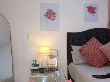 kristennblue_ Image 4