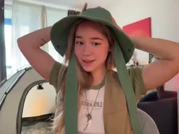 splendid_dolls – webcam model profile photo Image 4