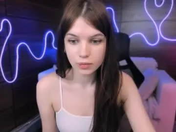 kylie_angel3 Image 18