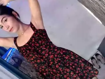 tomboi_xcx – webcam model profile photo Image 18