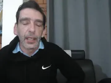 your_dolls – webcam model profile photo Image 4