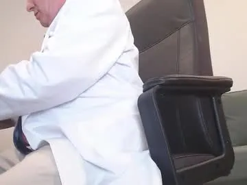 lary_holly – webcam model profile photo Image 12