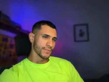 squirtervanessa21 – webcam model profile photo Image 10