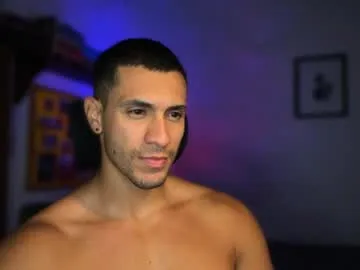 squirtervanessa21 – webcam model profile photo Image 12