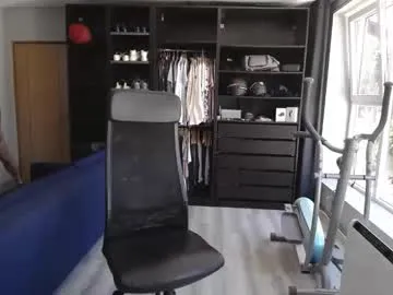 your_dolls – webcam model profile photo Image 17