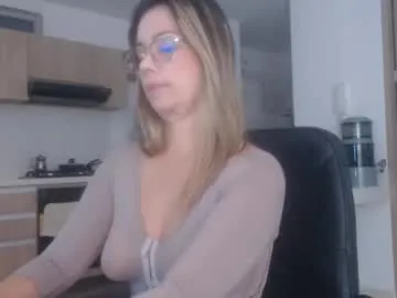latinpaprika Image 8
