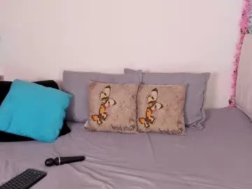 laura1__ Image 4