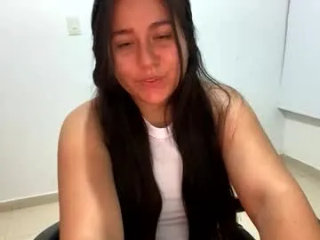 littlejennifer18 – webcam model profile photo Image 18