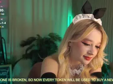 laurawifeness Image 18