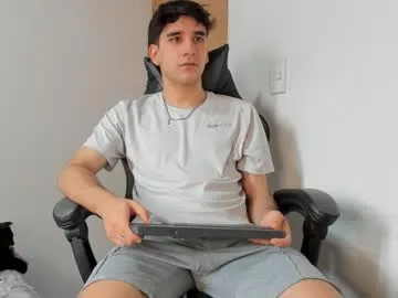 wet_dreamm22 – webcam model profile photo Image 6